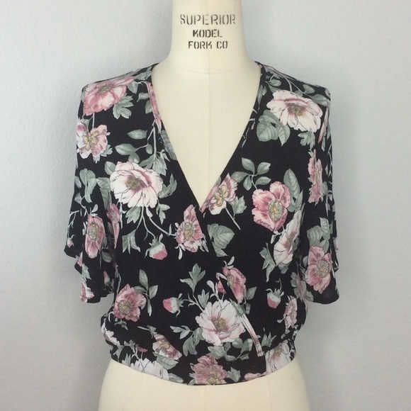 Xhilaration Tops - Floral top